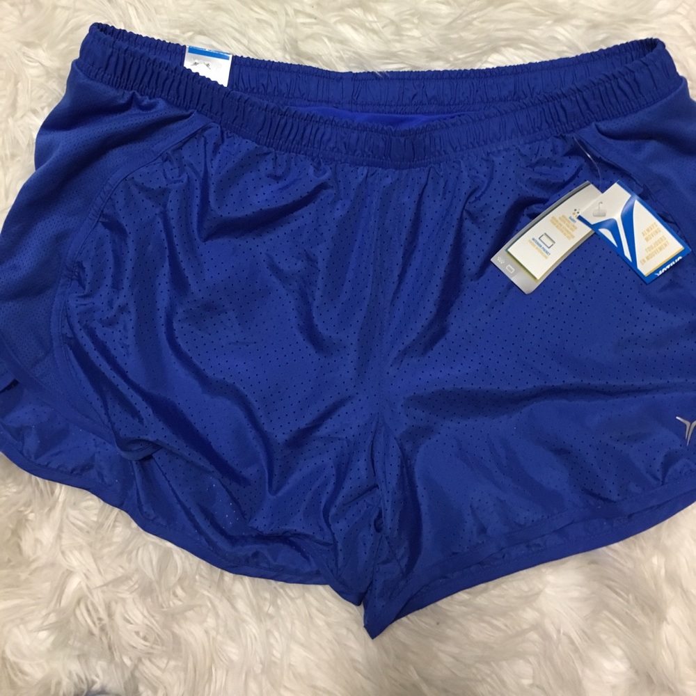 Old Navy relaxed fit running short NWT size L